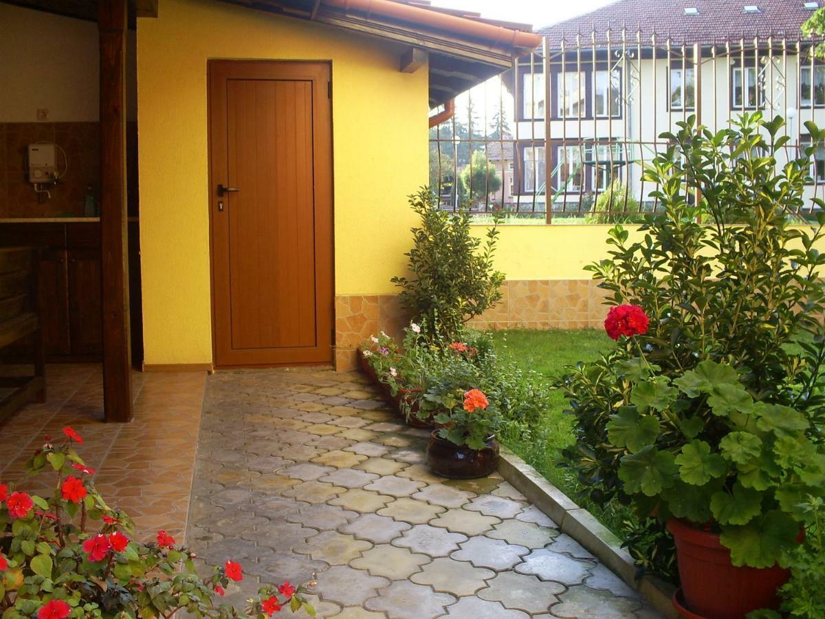 Къща За Гости Фантазия Tryavna Esterno foto