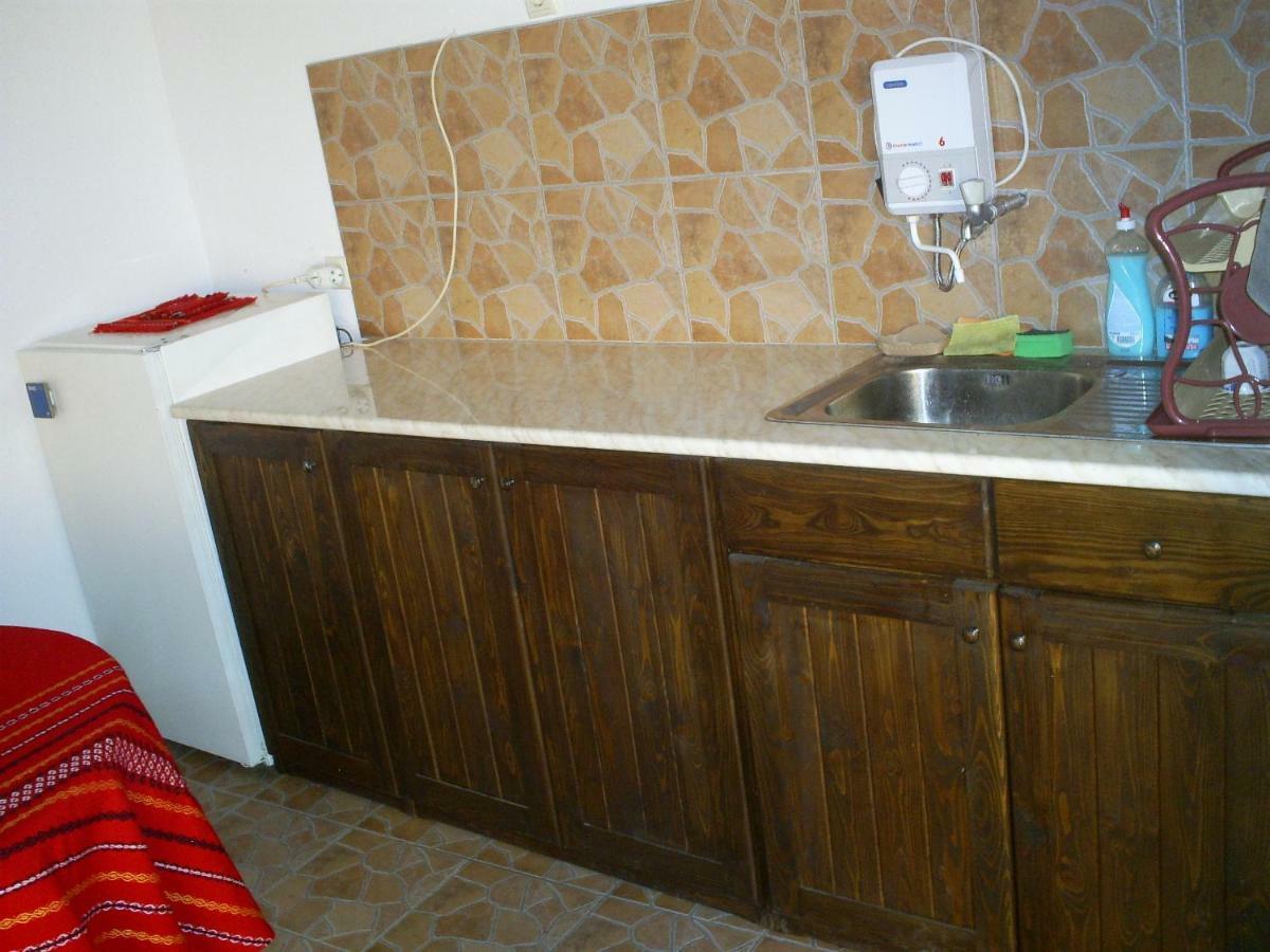 Къща За Гости Фантазия Tryavna Esterno foto