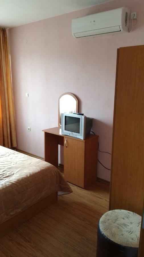 Къща За Гости Фантазия Tryavna Esterno foto