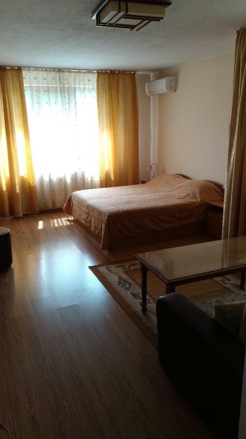 Къща За Гости Фантазия Tryavna Esterno foto