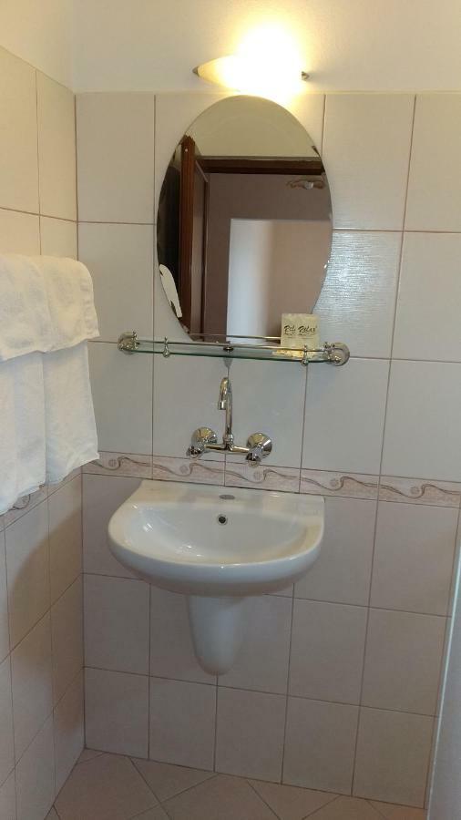 Къща За Гости Фантазия Tryavna Esterno foto