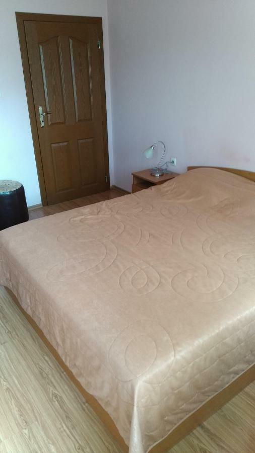 Къща За Гости Фантазия Tryavna Esterno foto